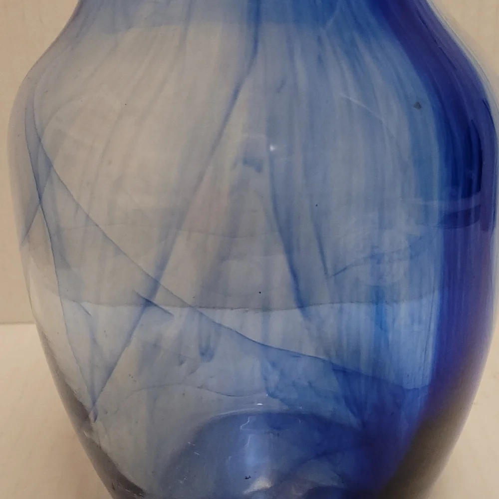 Beautiful Vintage Hand Blown Vase